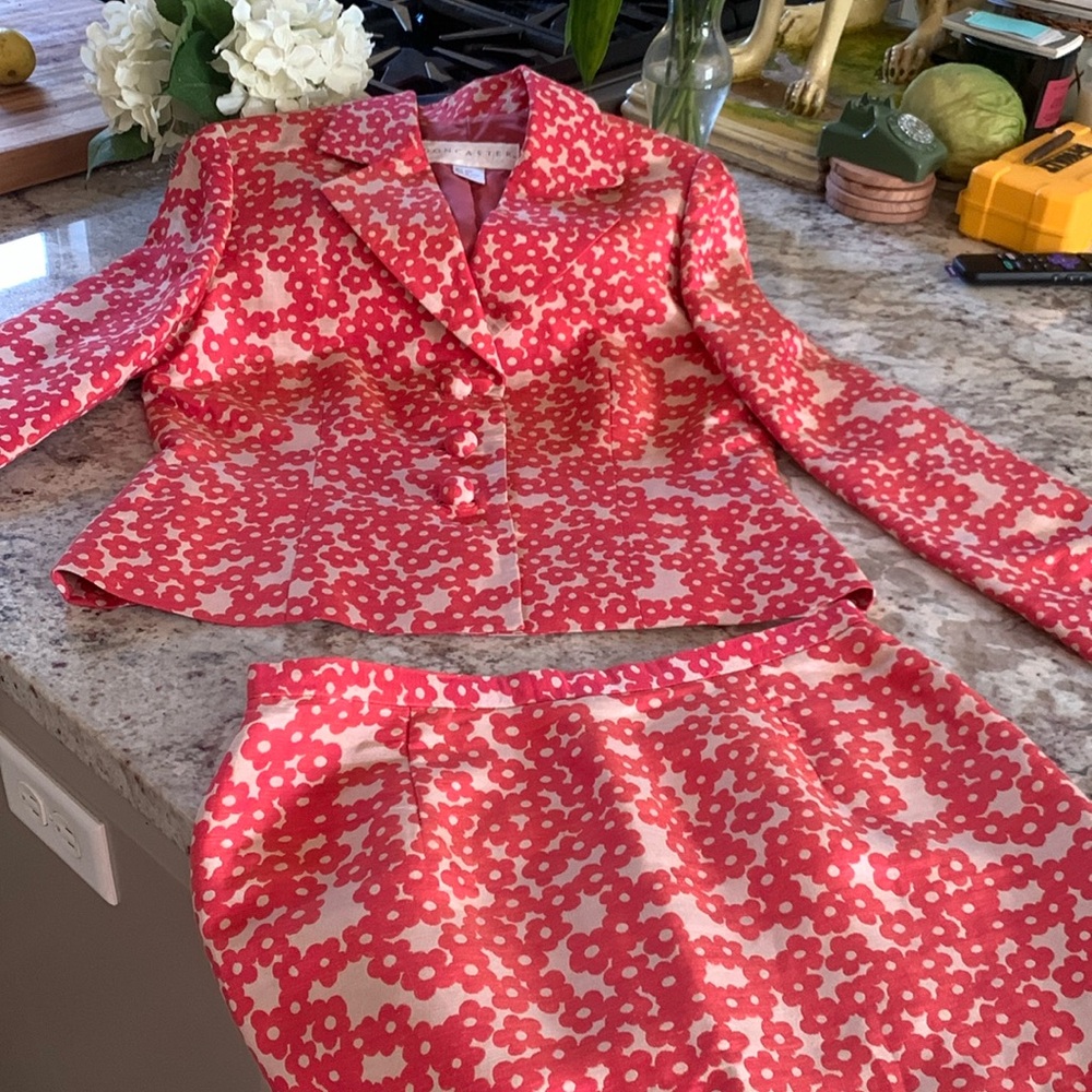 DONCASTER vintage suit